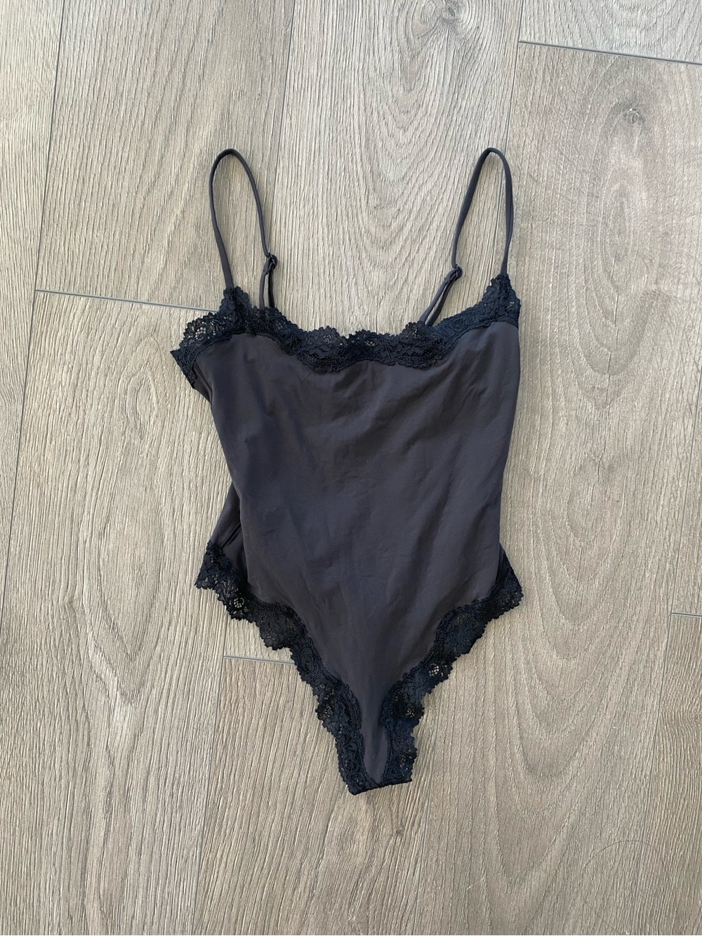 Skims Fits Everybody Lace Cami Bodysuit